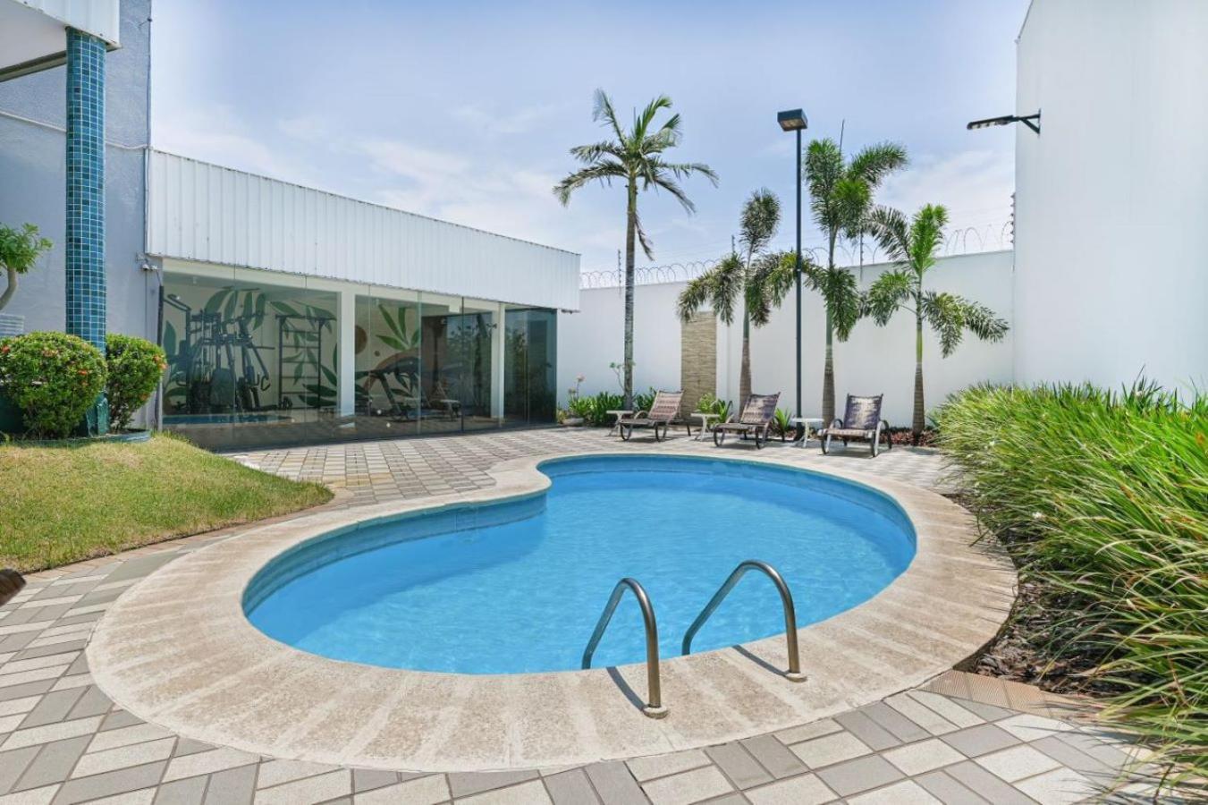 Hotel Nacional Inn Cuiaba Bagian luar foto